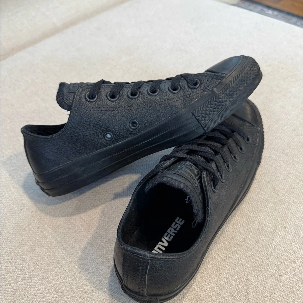 Converse Chuck Taylor All Star Ox Leather Sneakers, Black, Sz 6.5, NWB - Picture 4 of 8